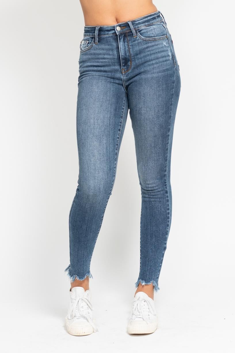 Judy Blue- HW Skinny w/ Destroy & Shark Bit Hem