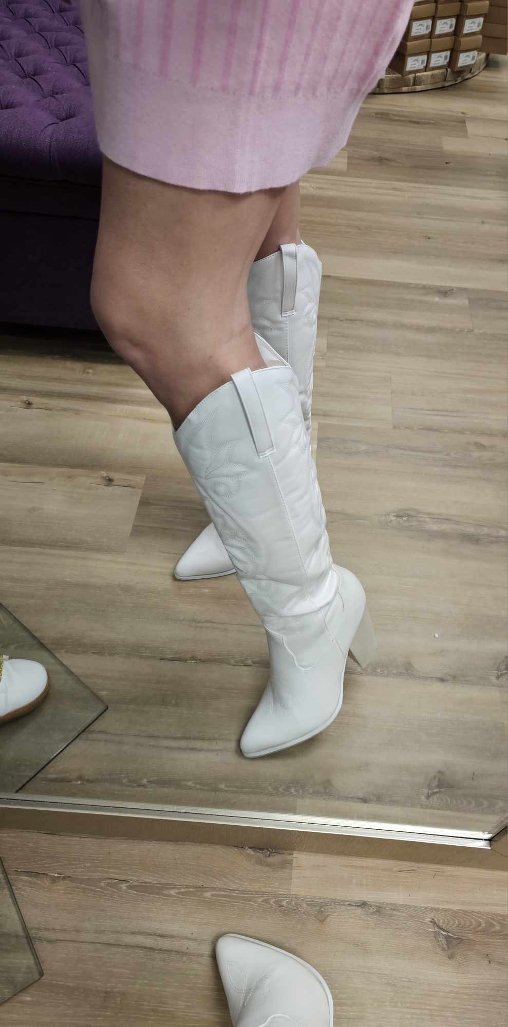 Display- Sleek White Boot