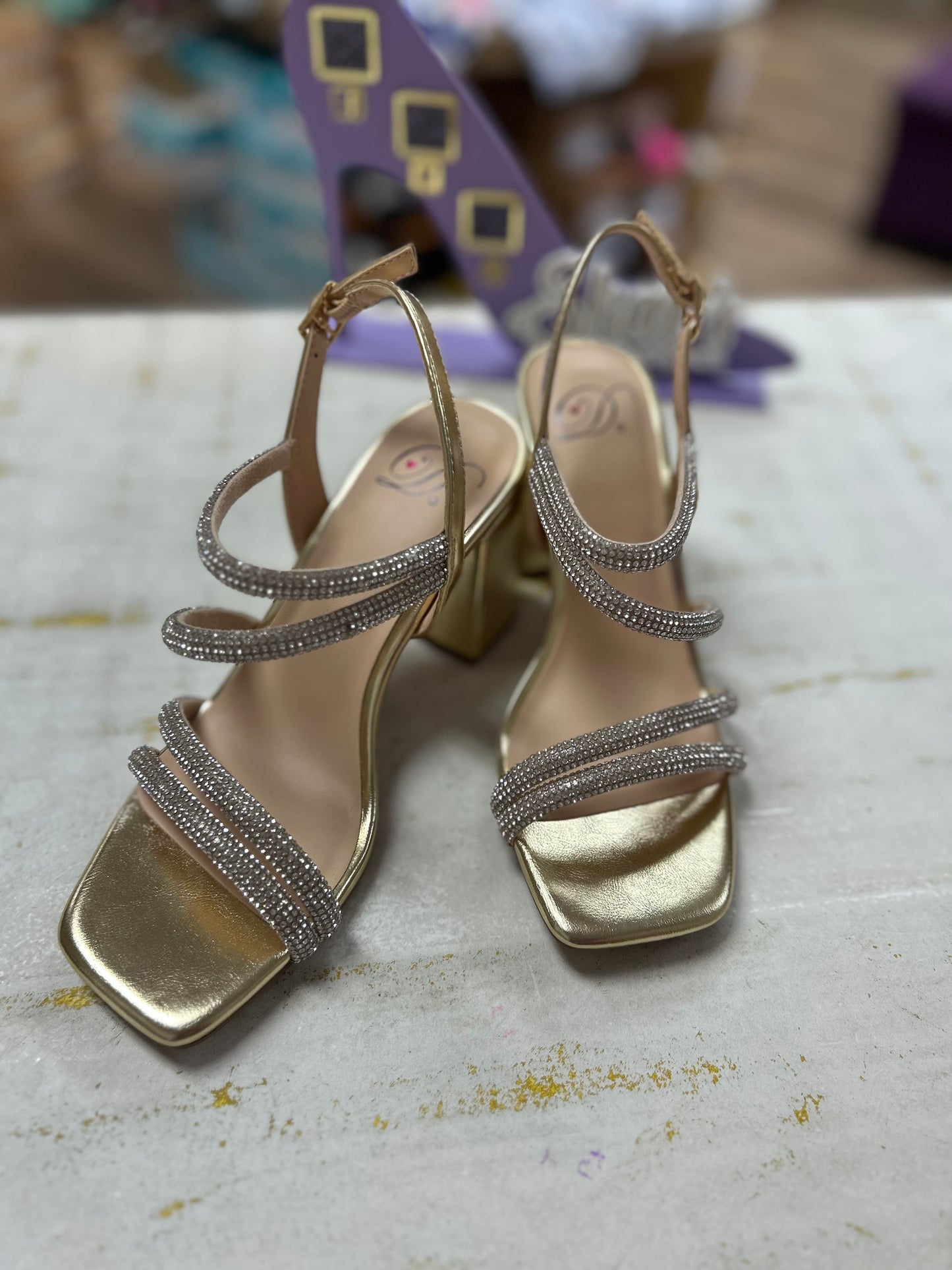 Tasya Heel