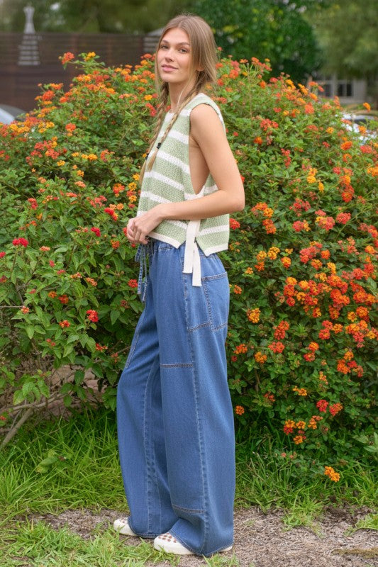 Maci- crochet side tie top