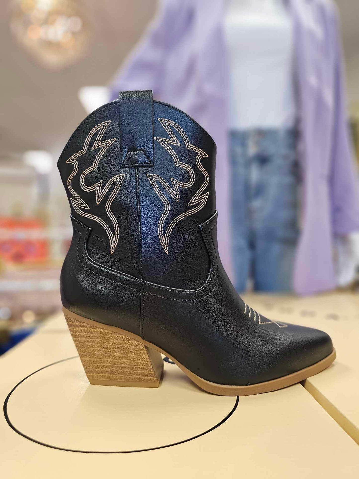 Blazing - Ankle Boot with Contrast Stitching