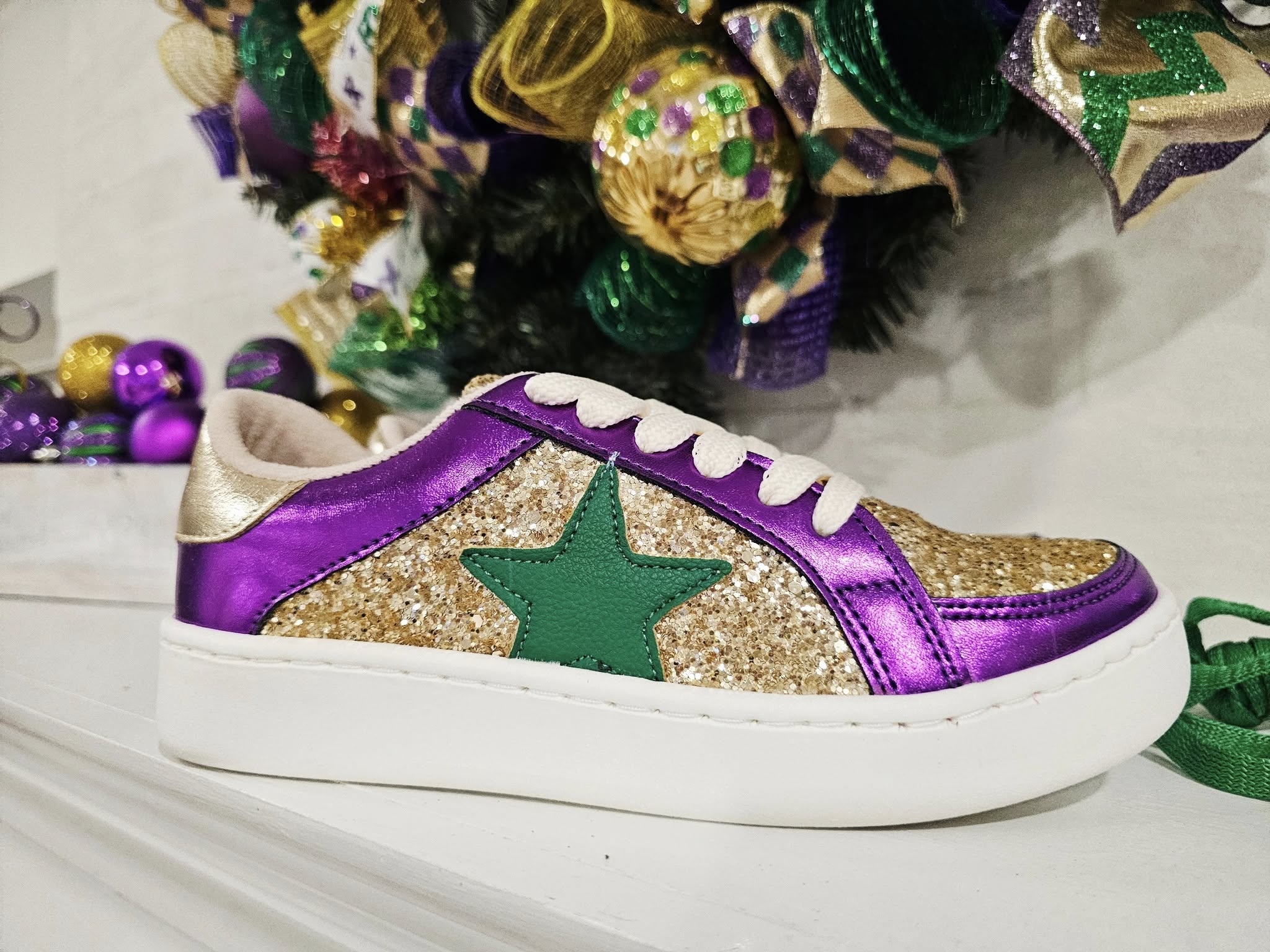 SHOES