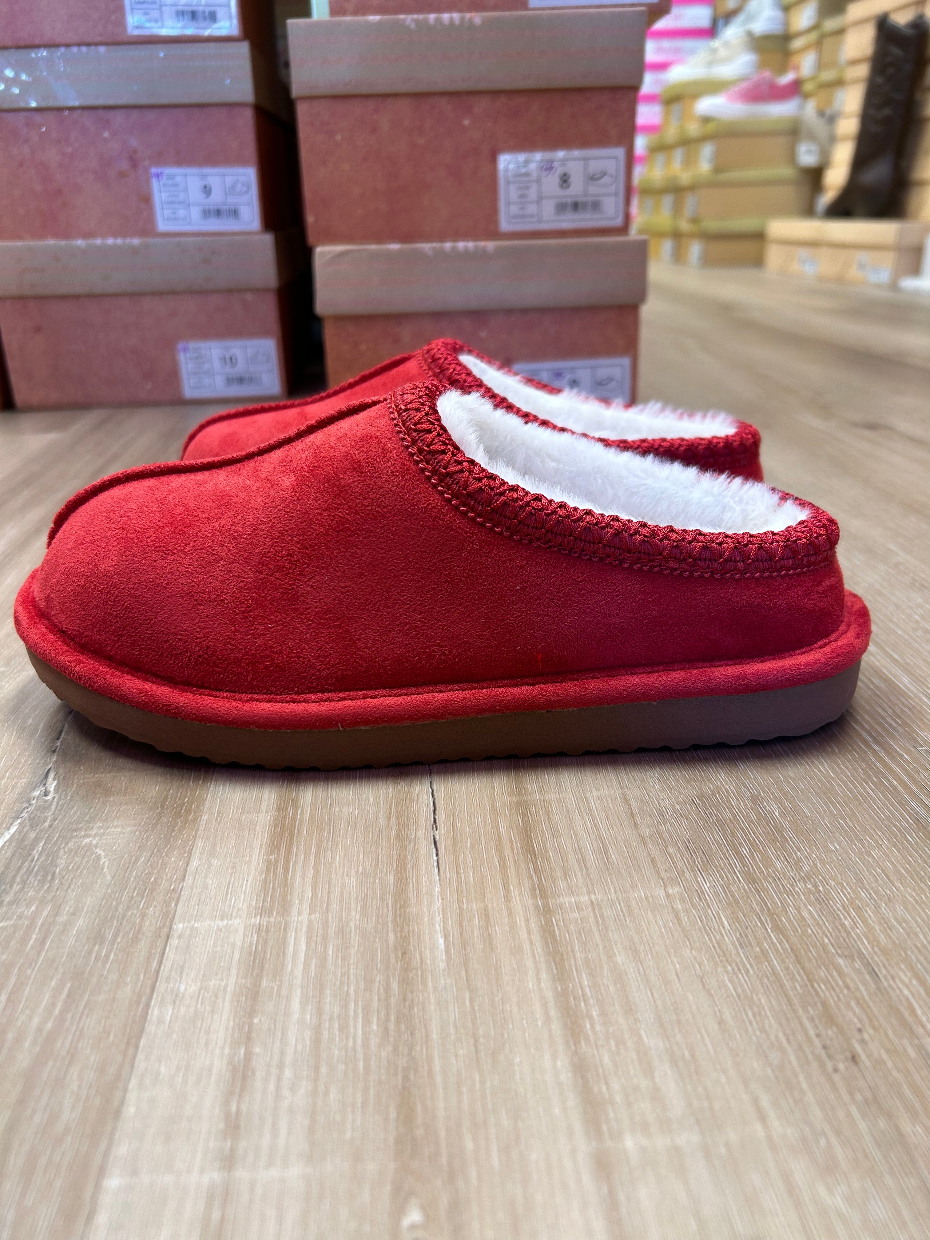 CHEERS SLIPPERS