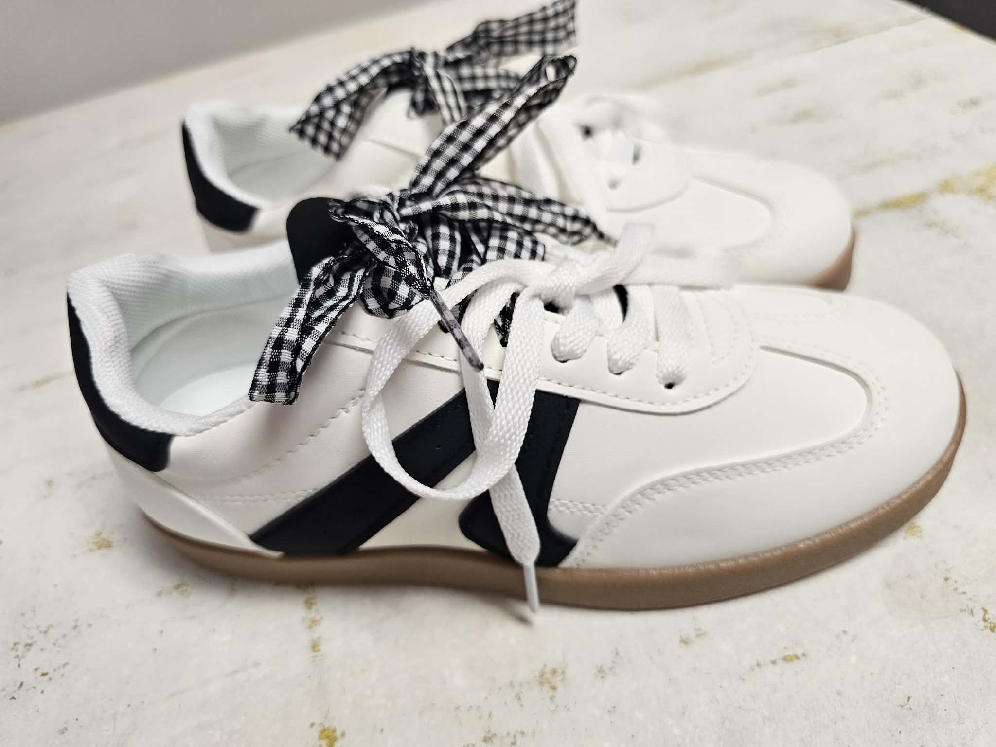 RETRO 2 SNEAKERS