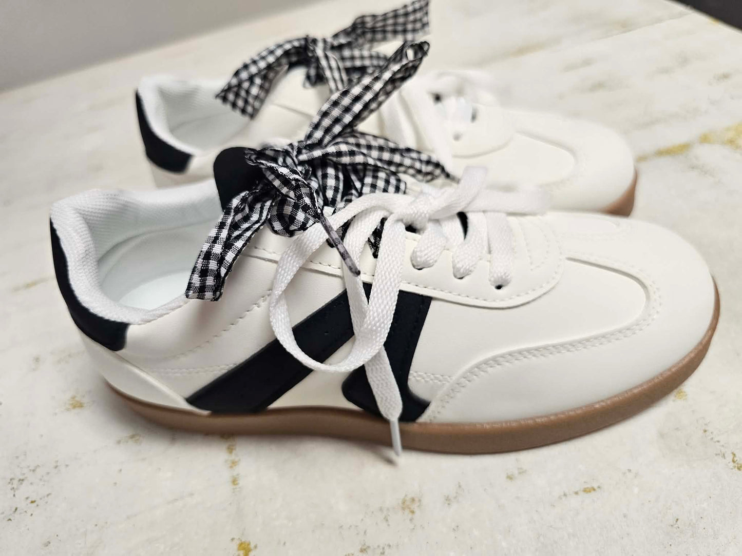 RETRO 2 SNEAKERS