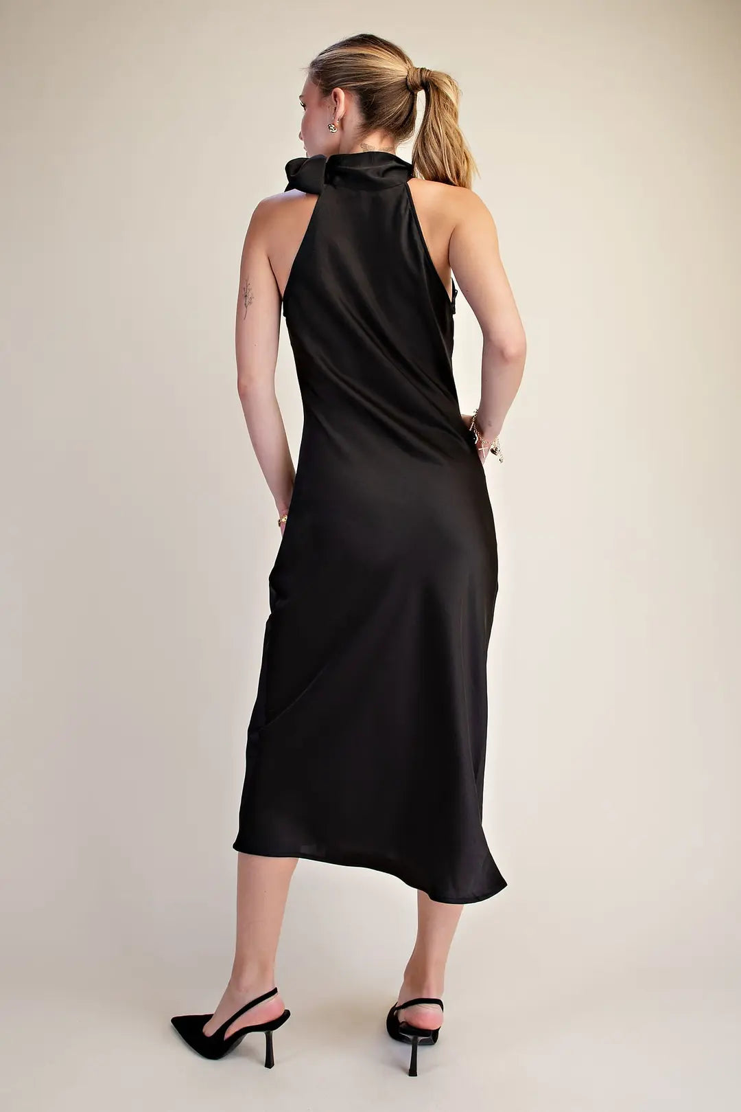 Lovely Evening- Halter Dress