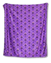 The Royal Standard- Mardi Bow Throw