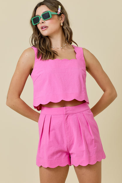 SCALLOPED EDGE HIGH WAISTED SHORTS W/ PLEATS