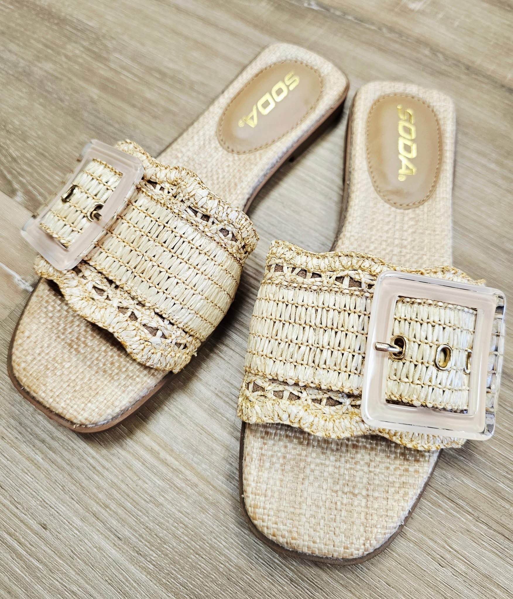 Nayan Raffia Sandals