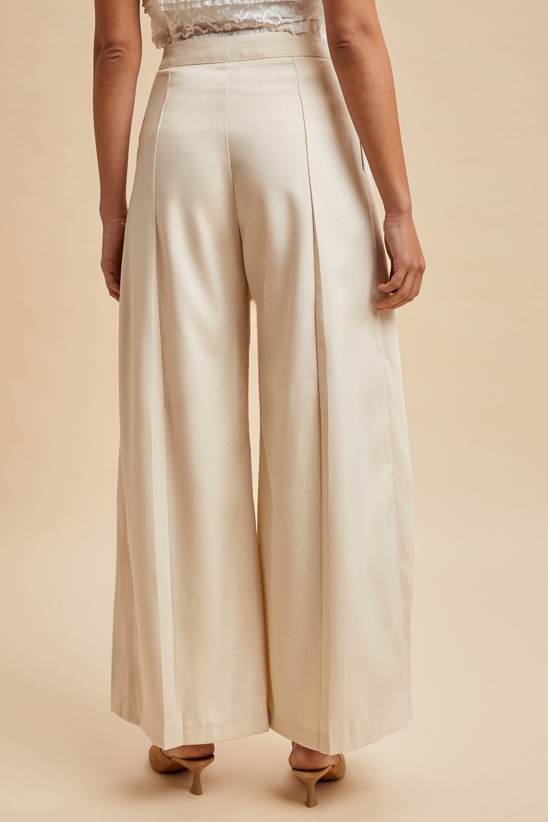 Fancy- Pleated front woven pants
