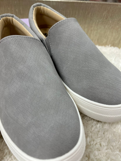 Hike Cobra Slip Ons