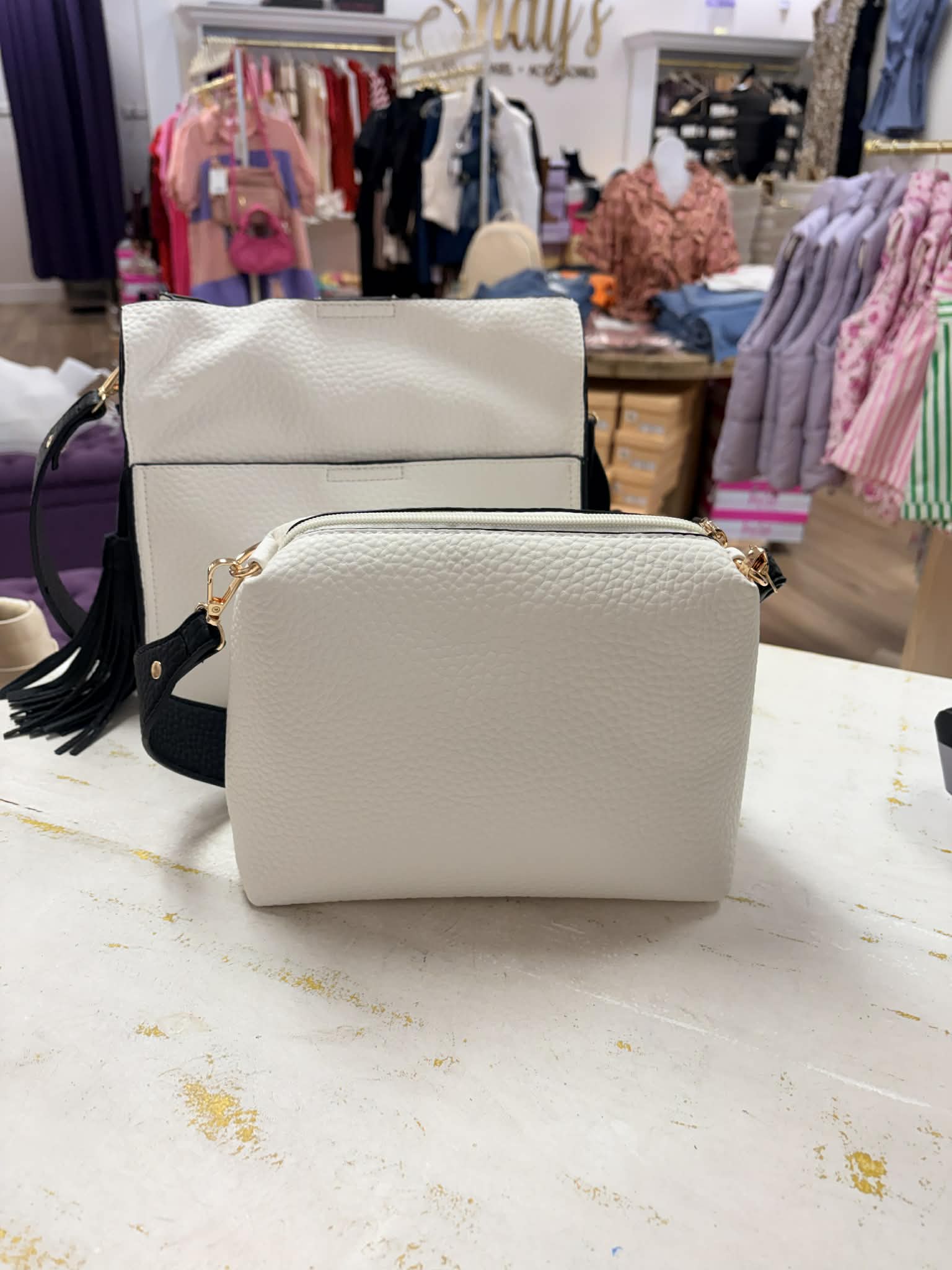 LYLA- 2 in 1 Bucket Bag