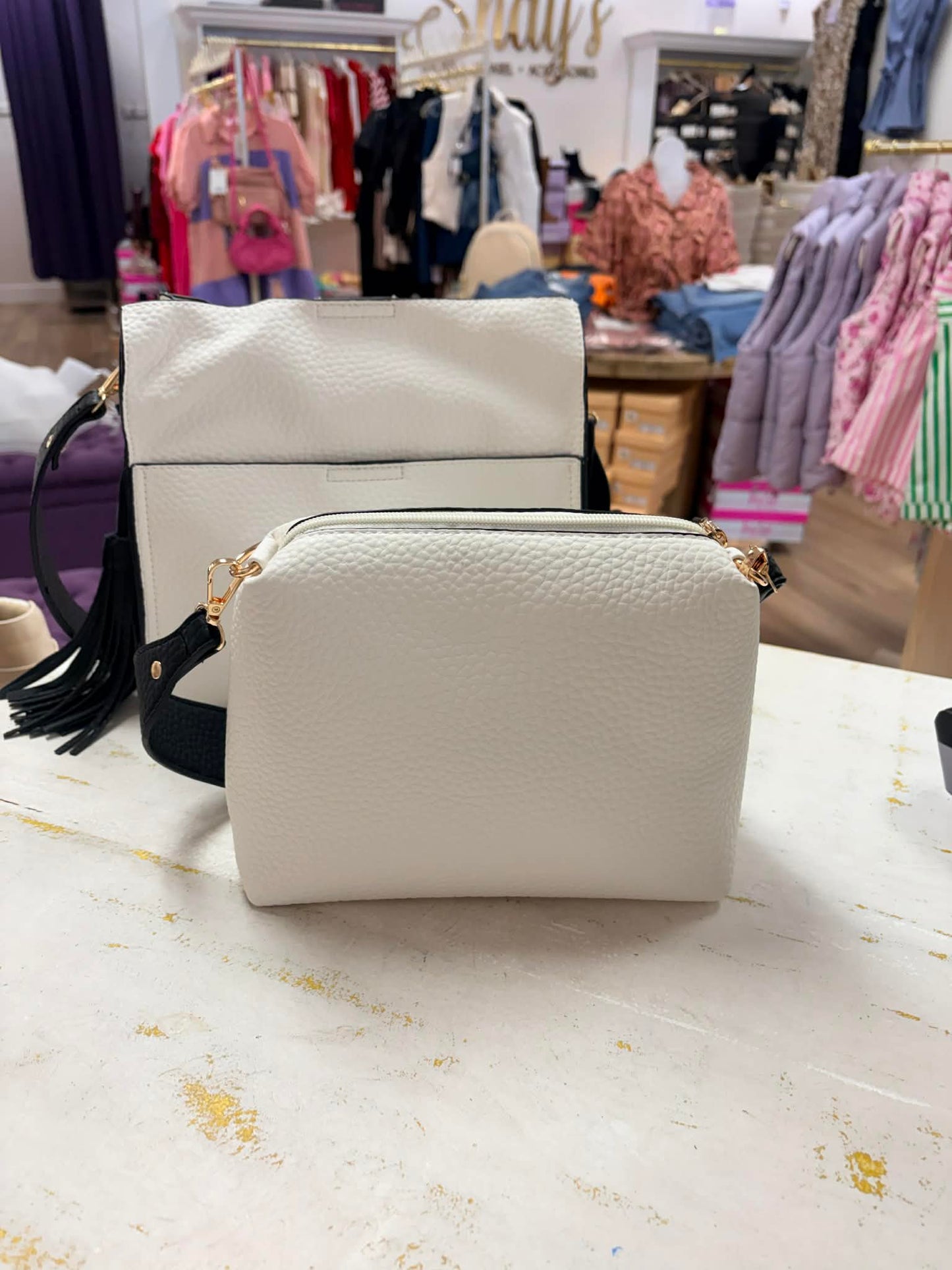 LYLA- 2 in 1 Bucket Bag