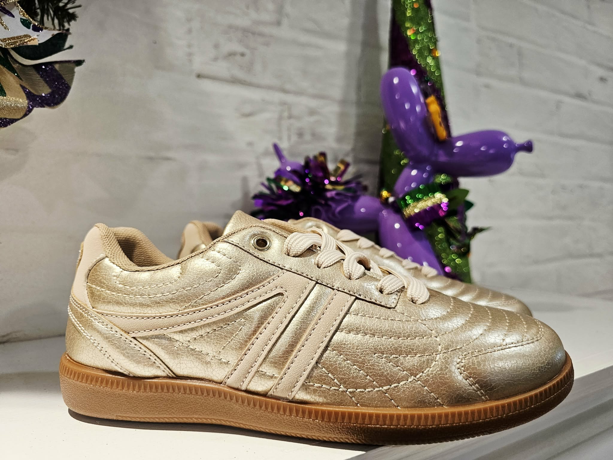 Great: Gold Tennis