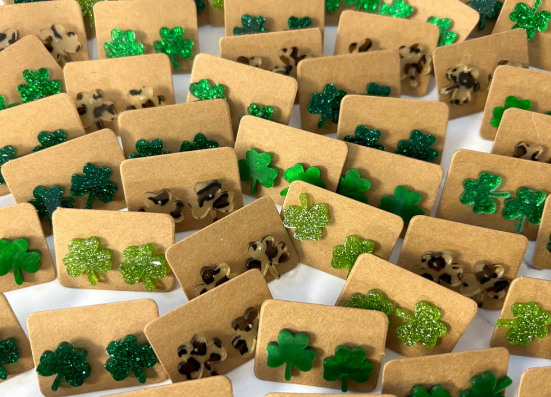 🍀 OMG! Shamrock Acrylic Stud Earrings 🍀