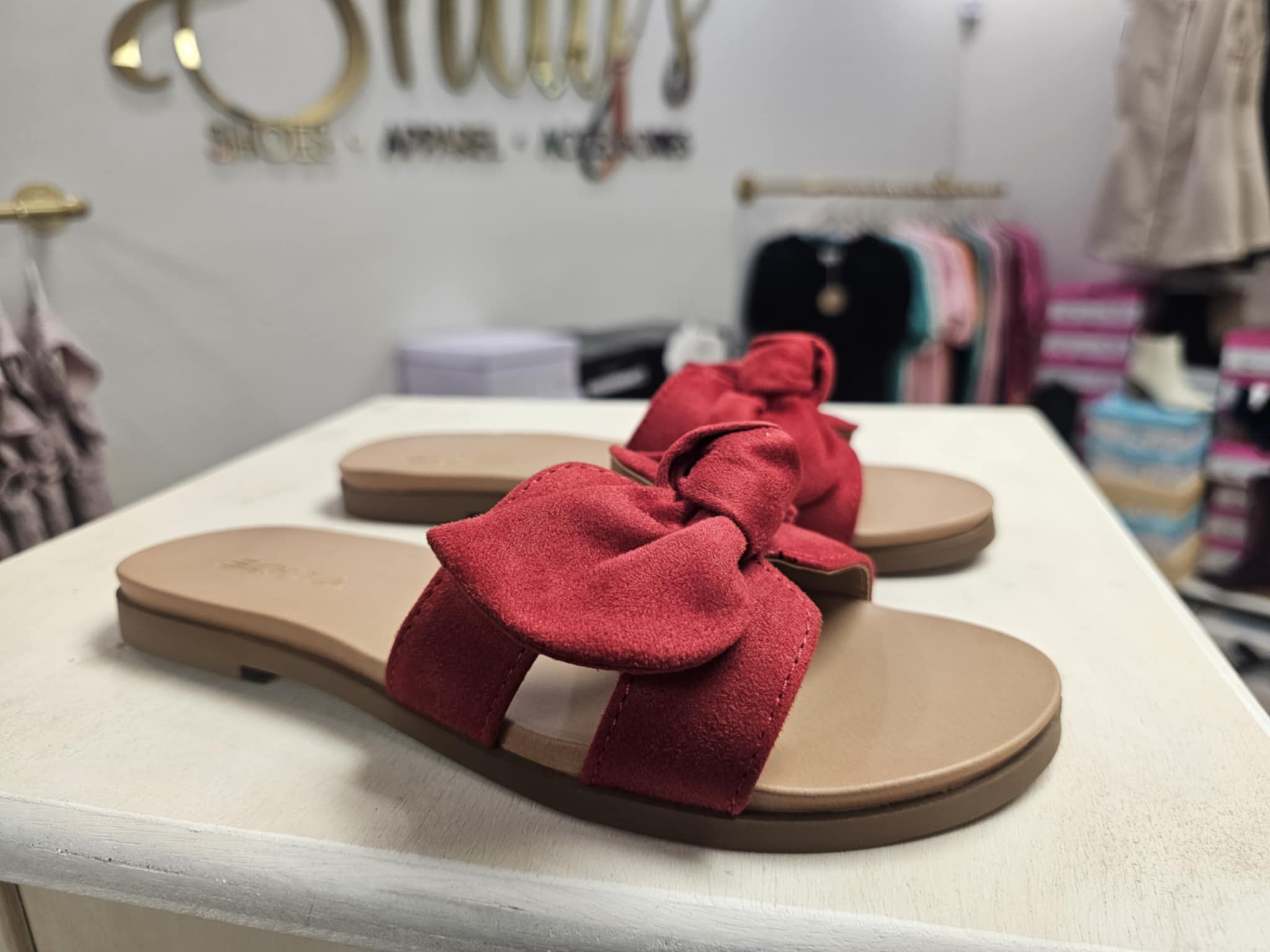Writer Bow Sandal