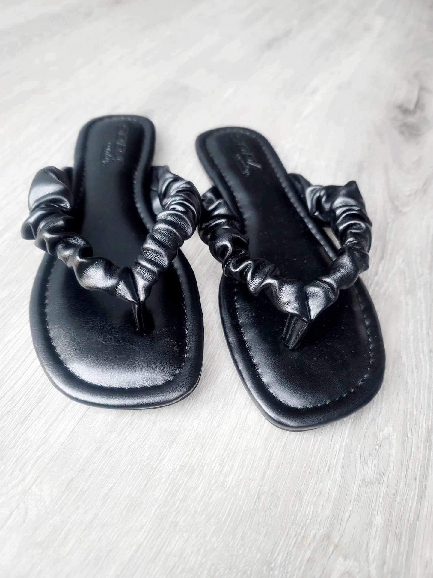 Dalia Sandal - BLACK