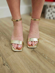 Larch Metallic Gold Heel
