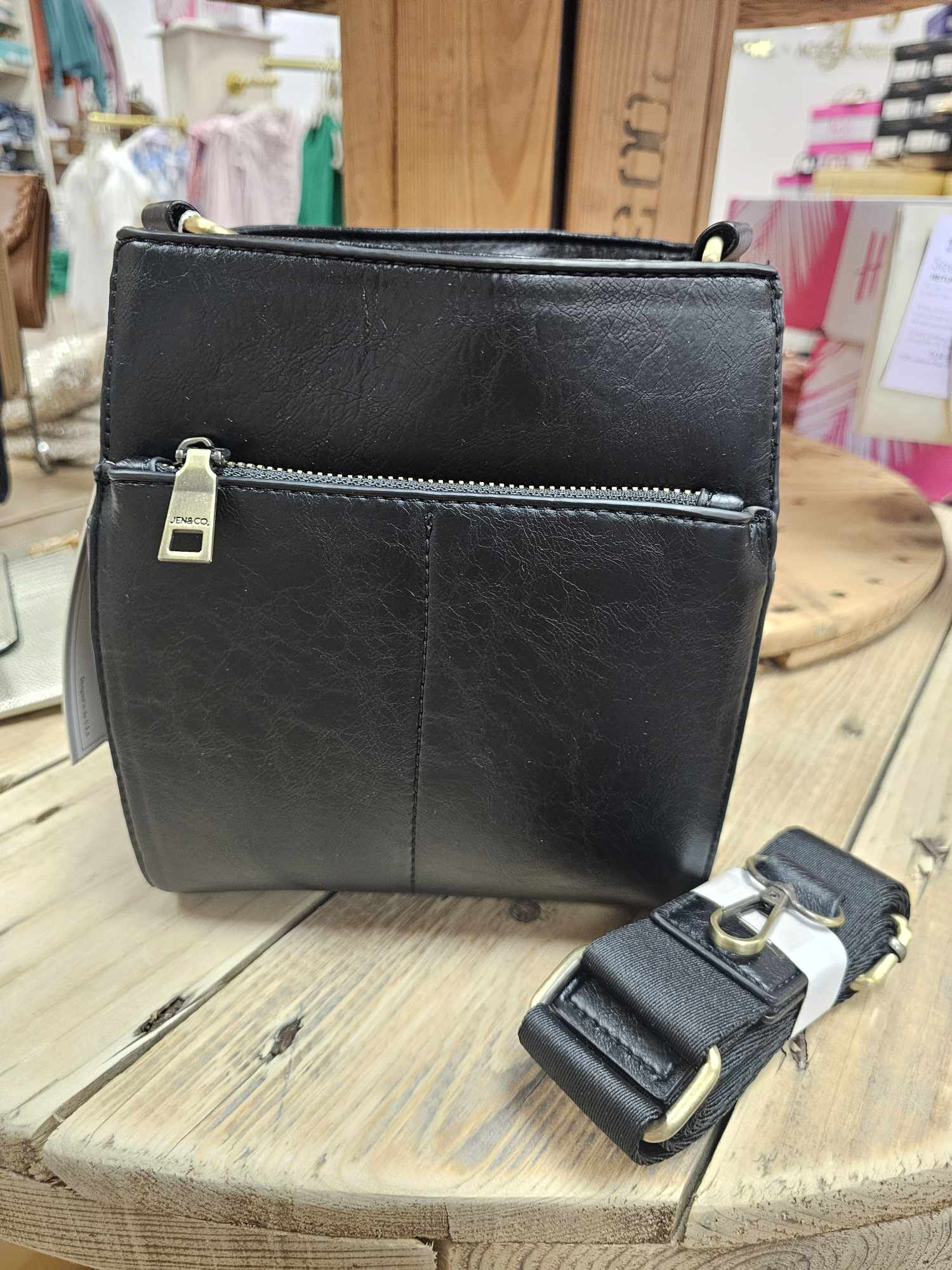Jeanne- Bucket Bag