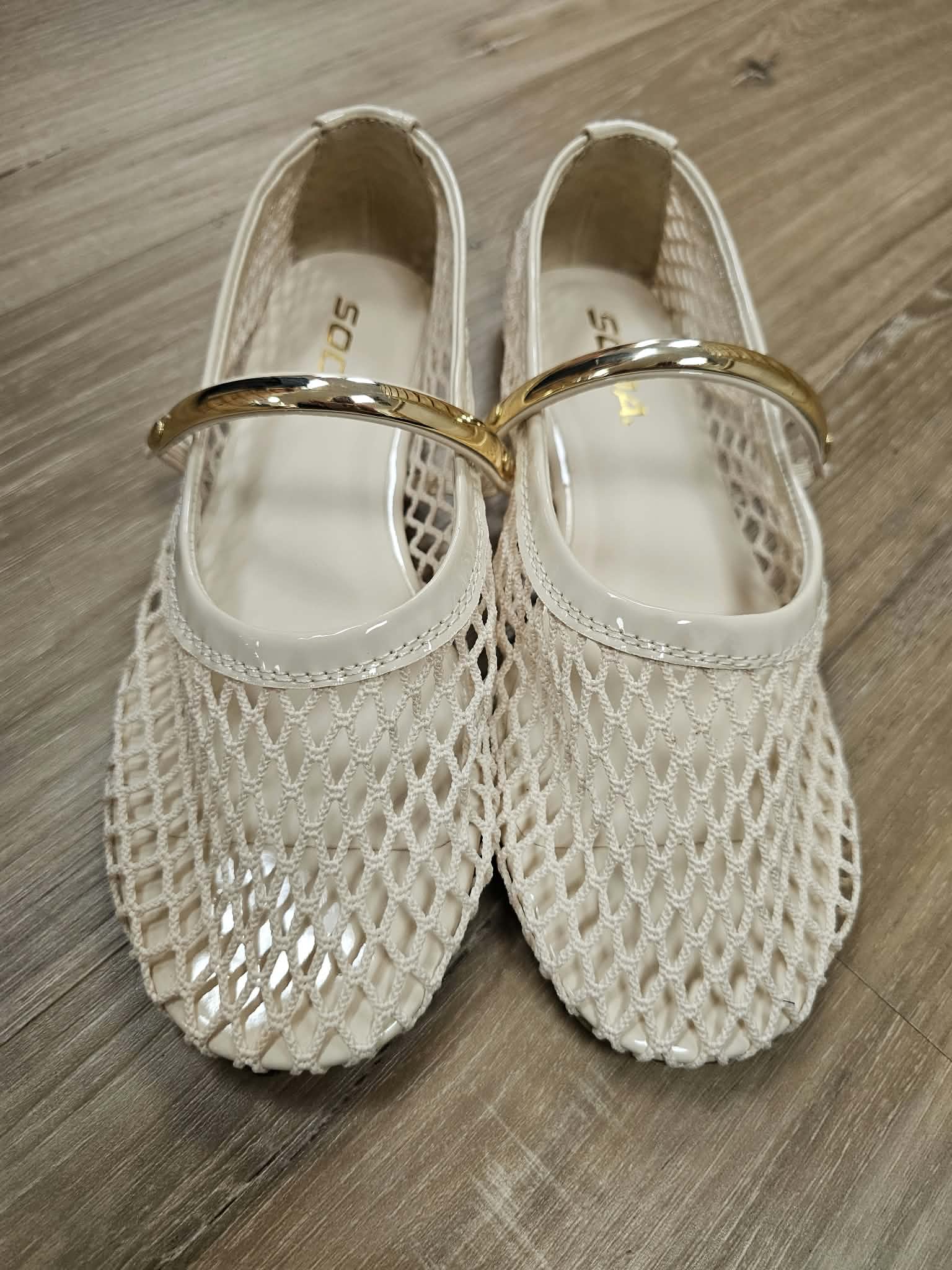 MEGHAN- MESH SANDALS W/GOLD STRAP