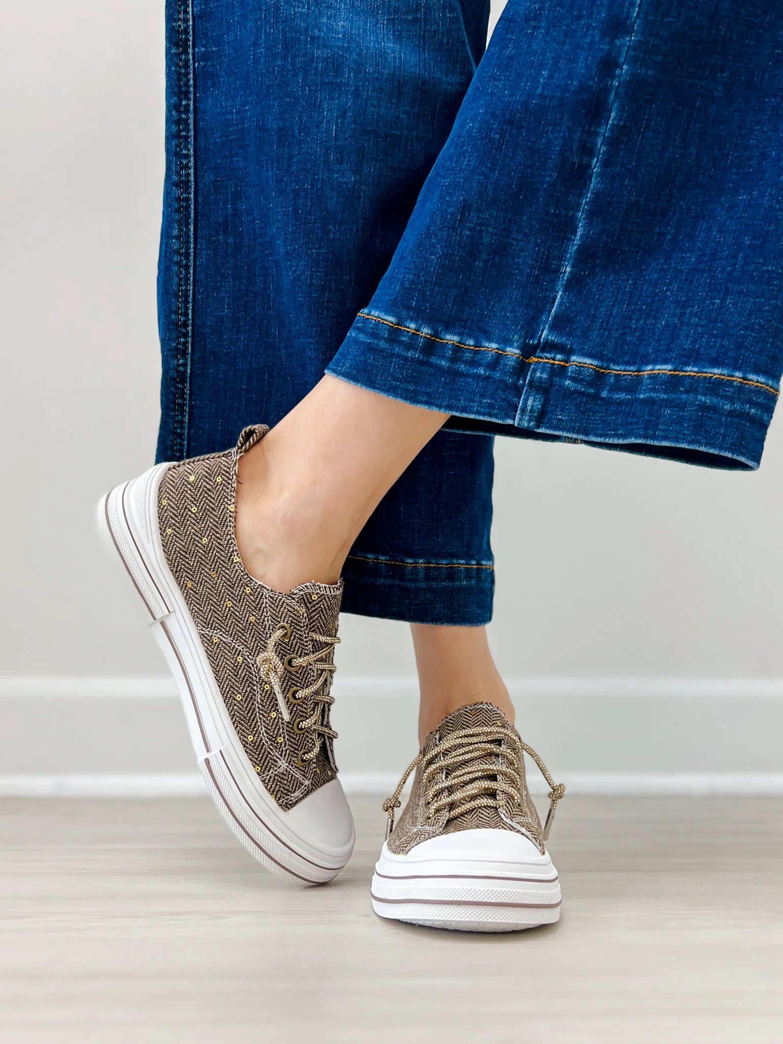 Aman Tailor Sneakers