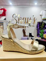 JULIA- Low Ankle Strap Wedge