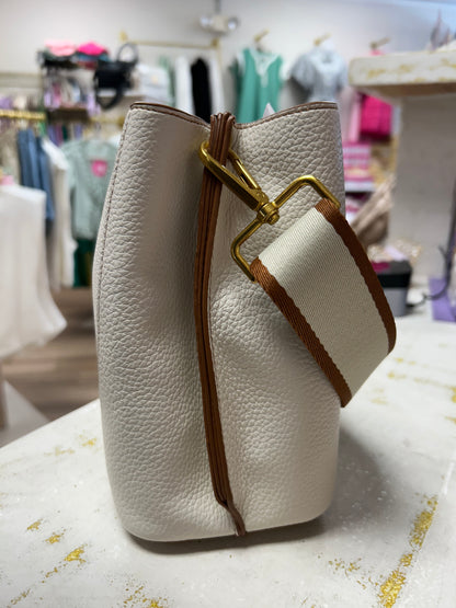Corinna Bucket Bag - Off White