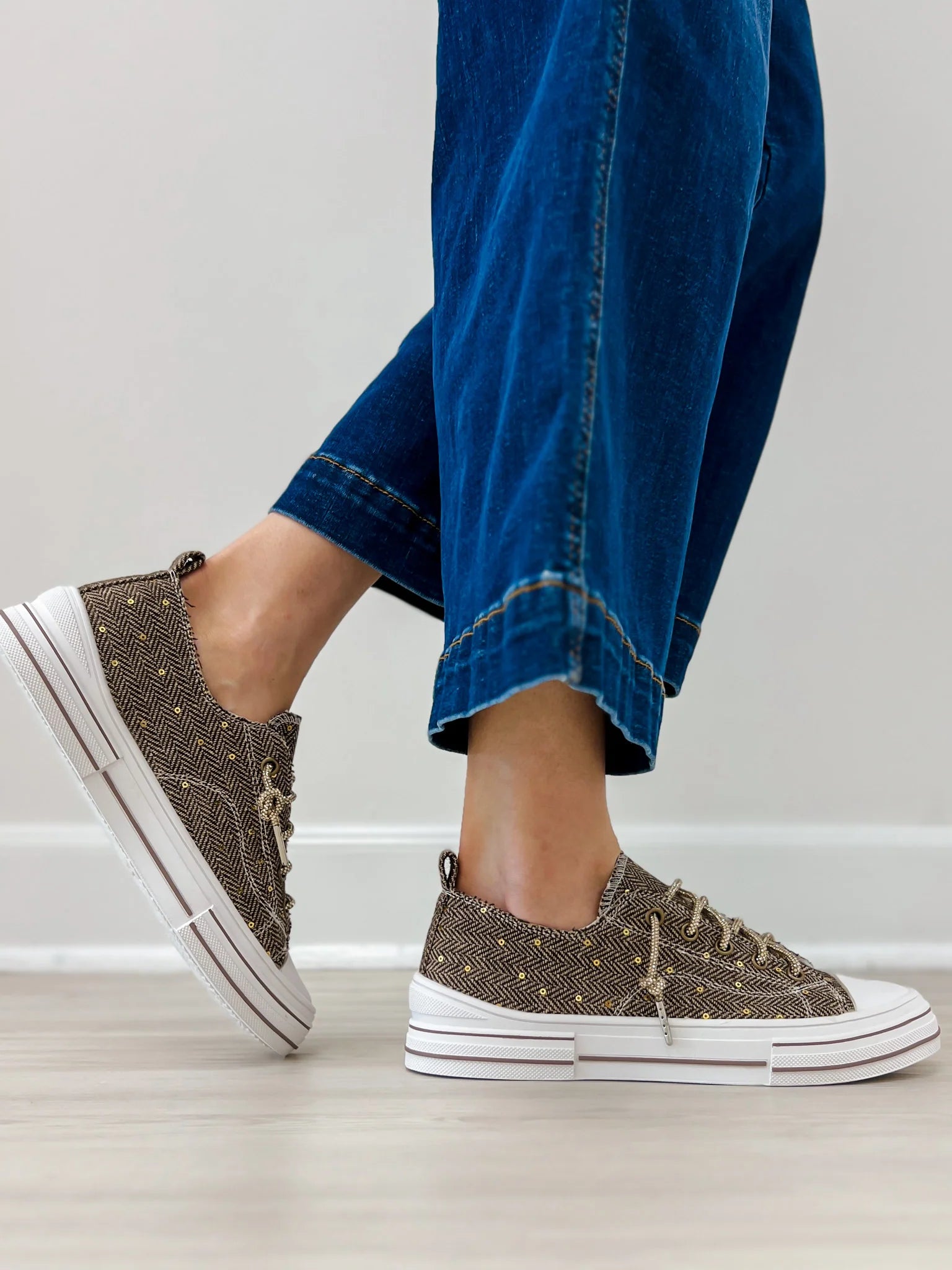 Aman Tailor Sneakers