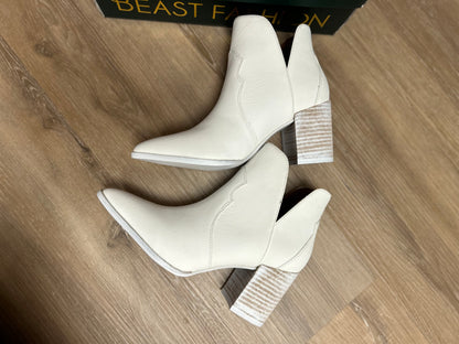 Brooklyn White Boot