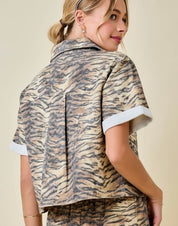 TIGER PRINT CROPPED DENIM TOP