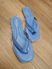 Pointer Thong Sandal