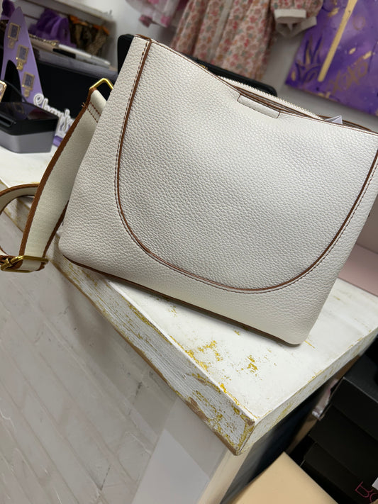 Corinna Bucket Bag - Off White