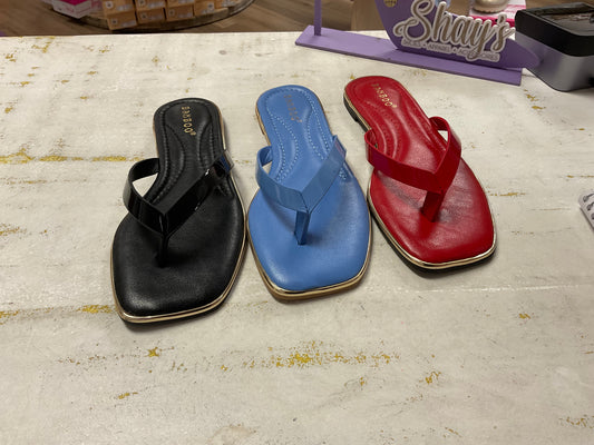 Pointer Thong Sandal