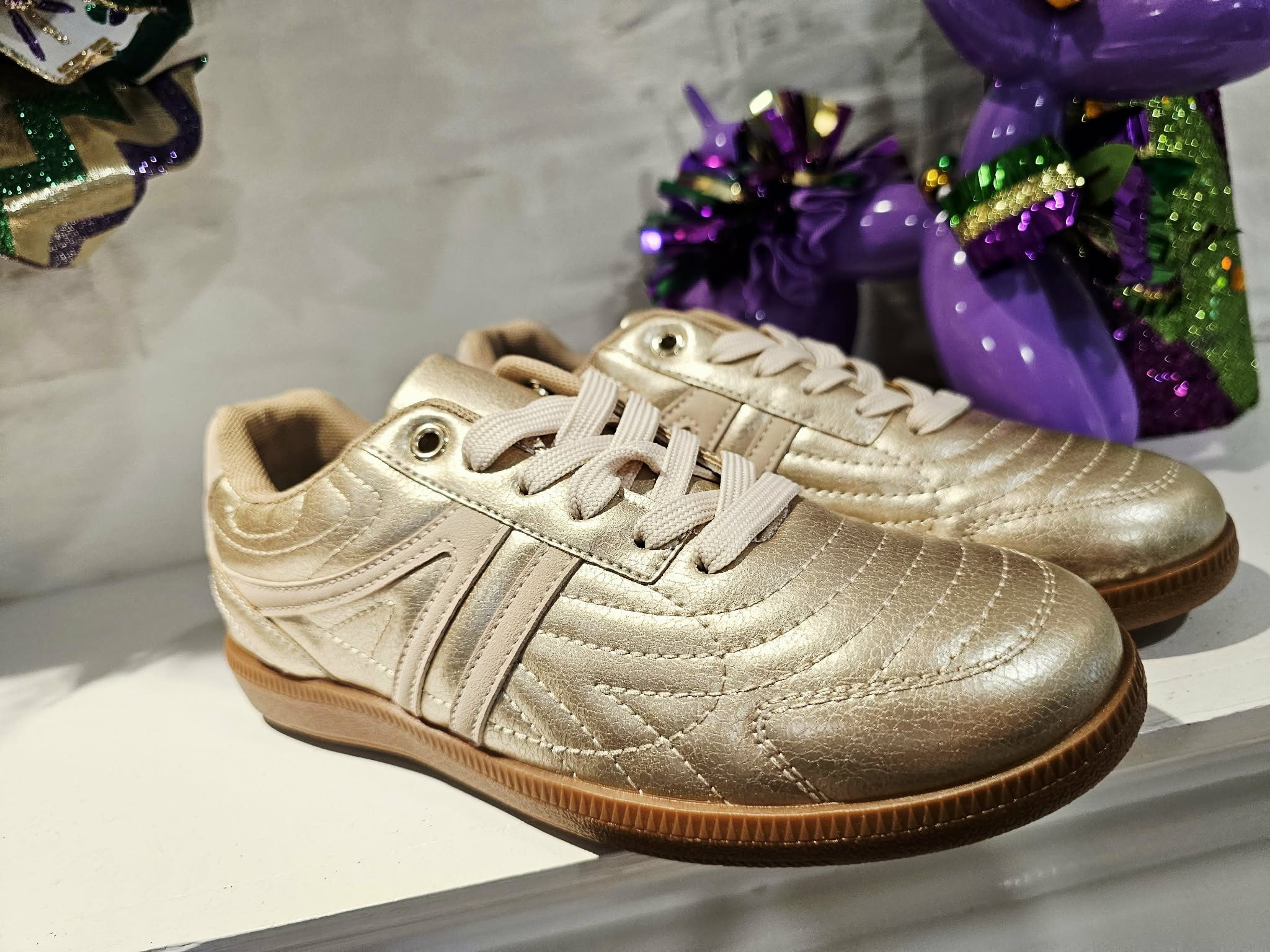 Great: Gold Tennis