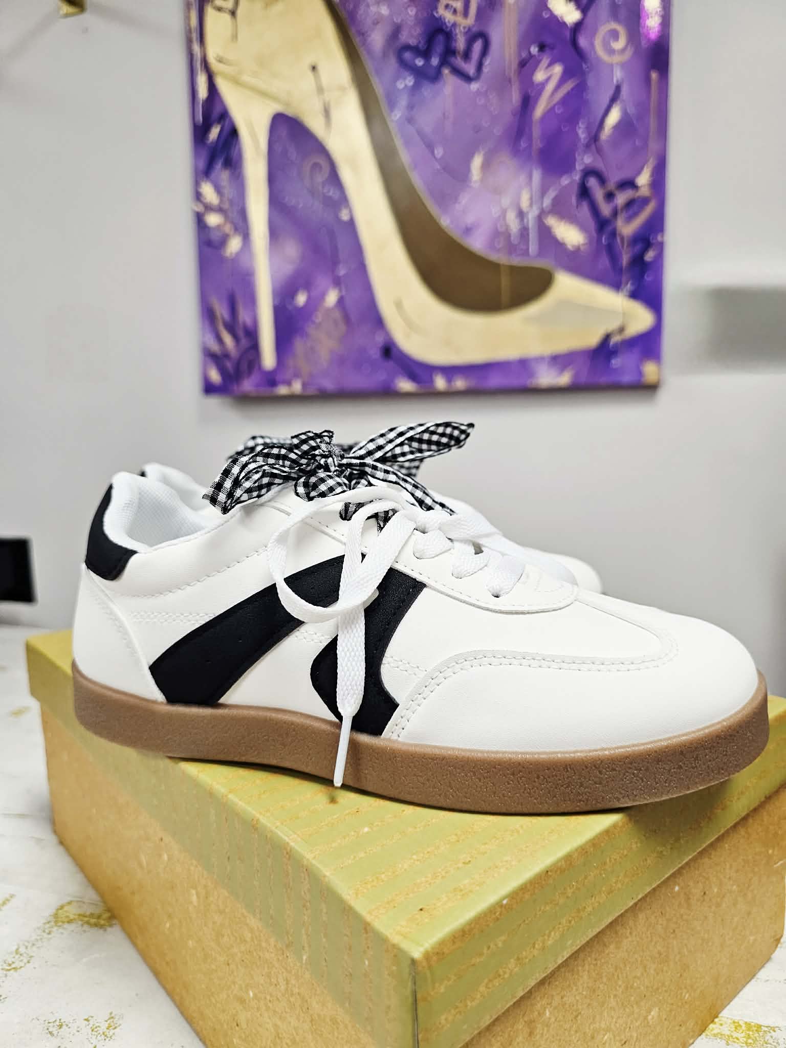 RETRO 2 SNEAKERS