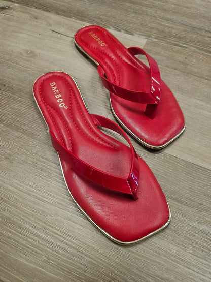 Pointer Thong Sandal