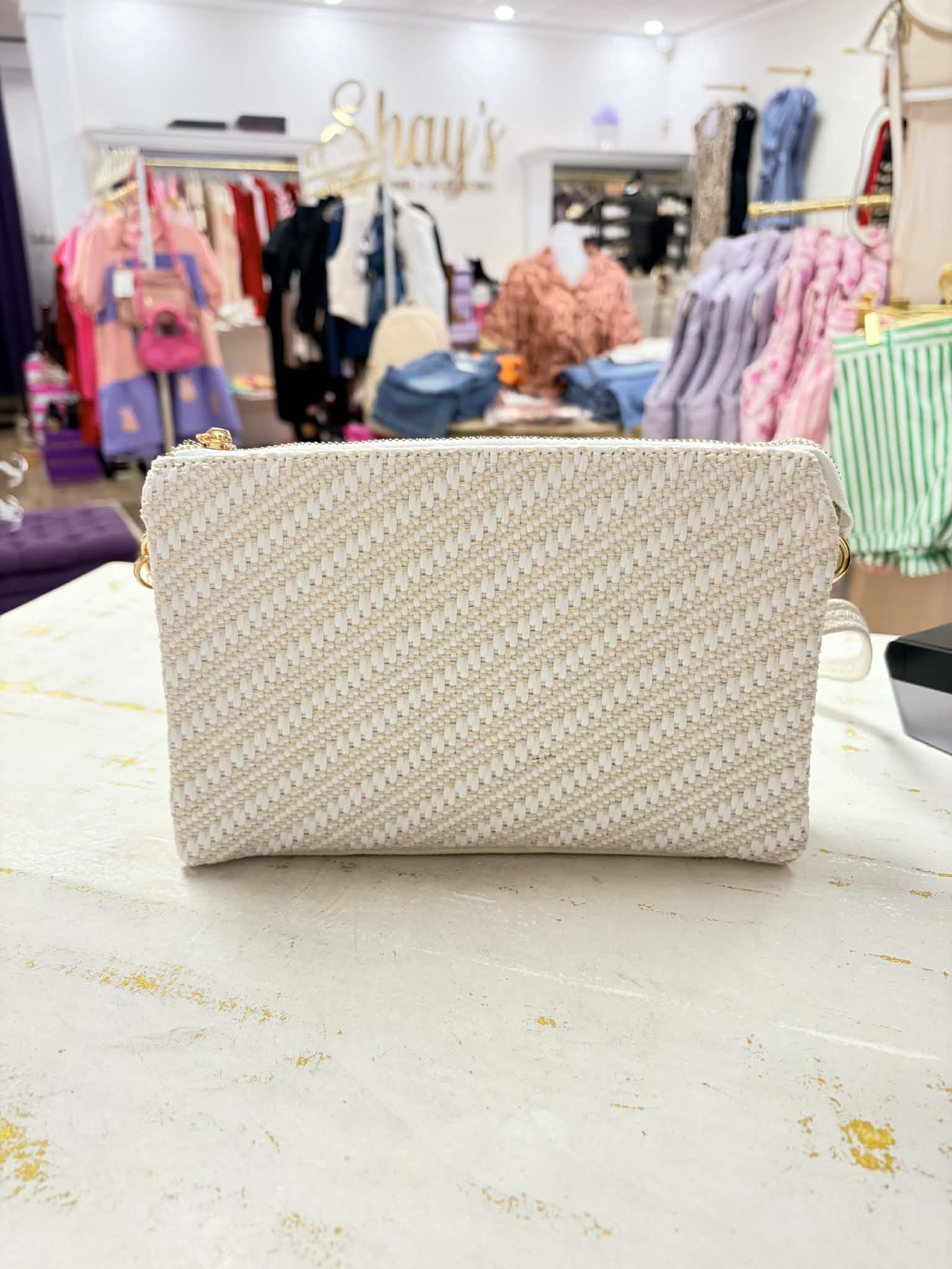 IZZY- Woven Crossbody