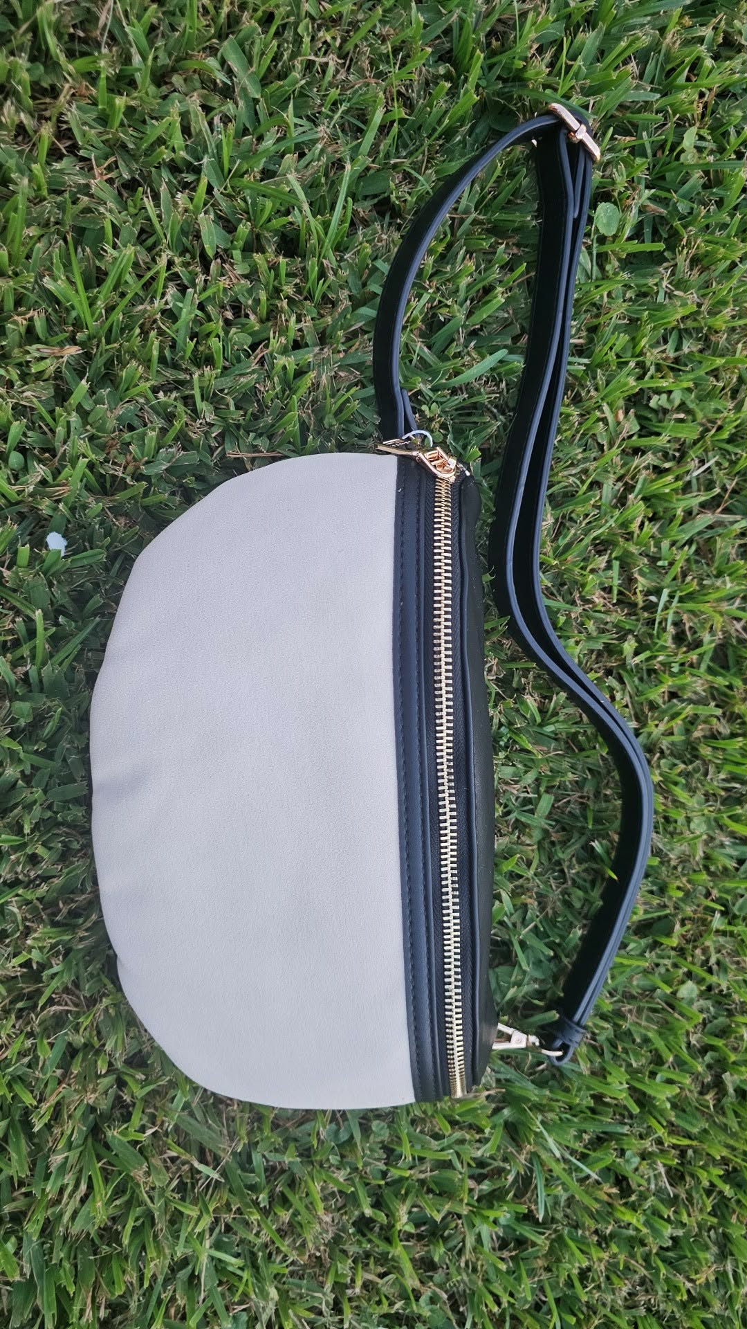 Regina Sling Bag