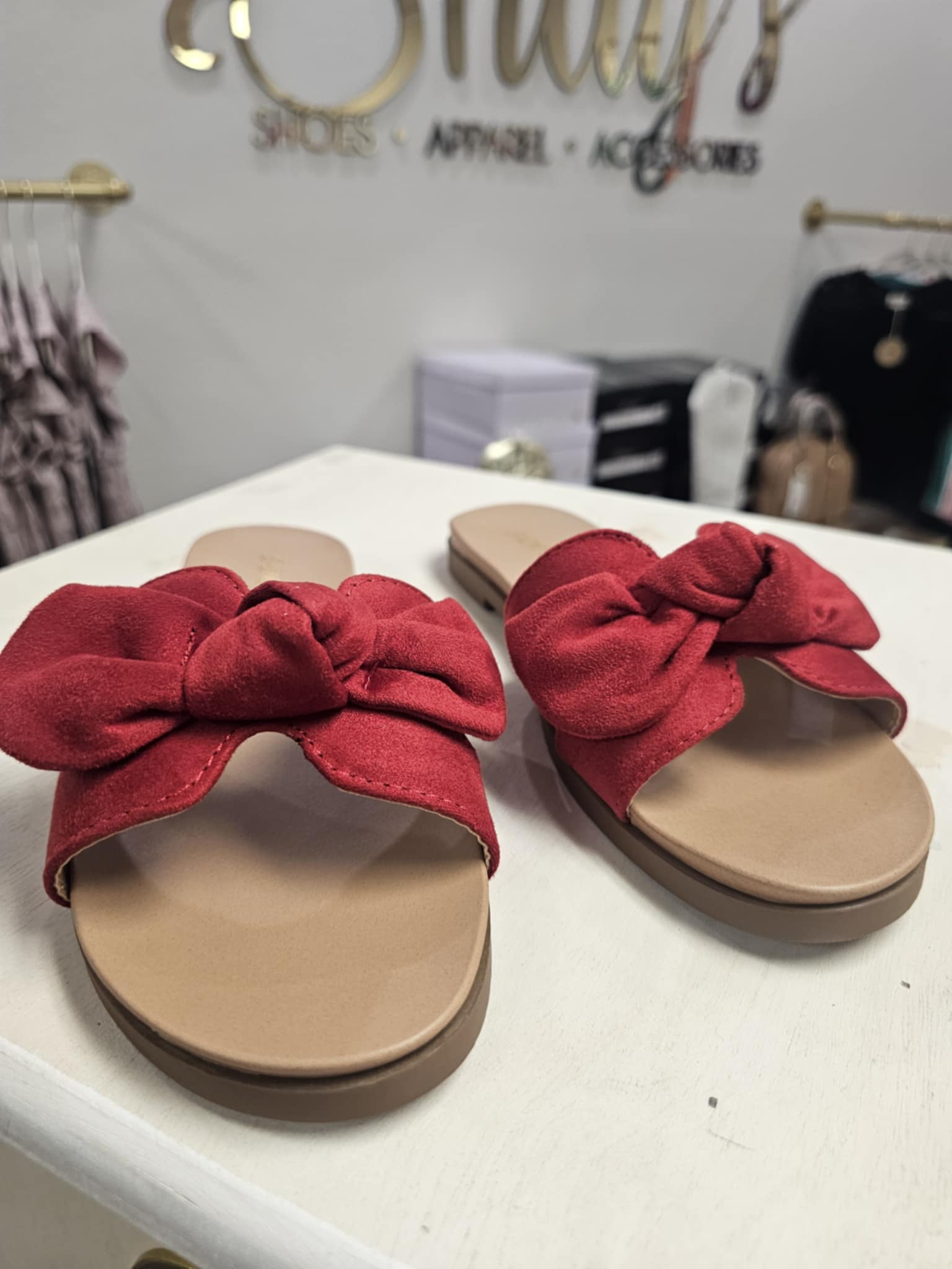 Writer Bow Sandal