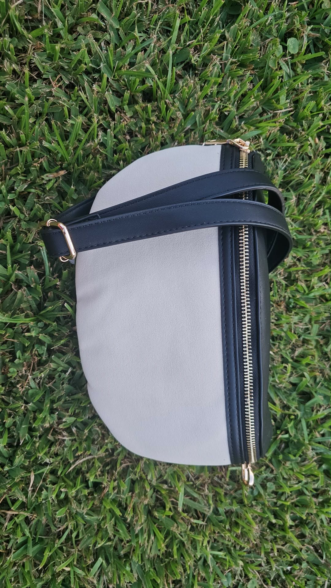 Regina Sling Bag