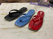 Pointer Thong Sandal