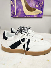 RETRO 2 SNEAKERS