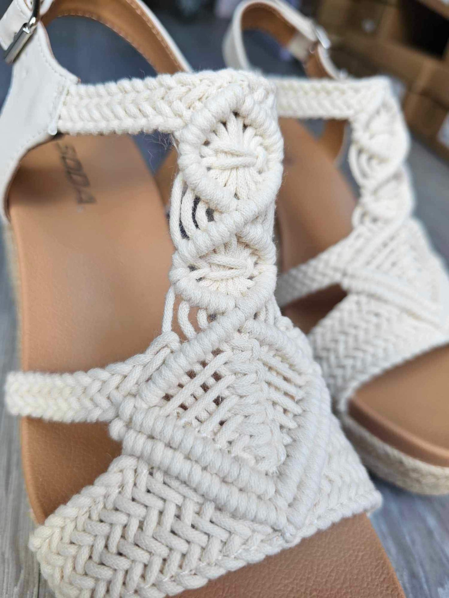 Aisha Wedge - Beige Woven