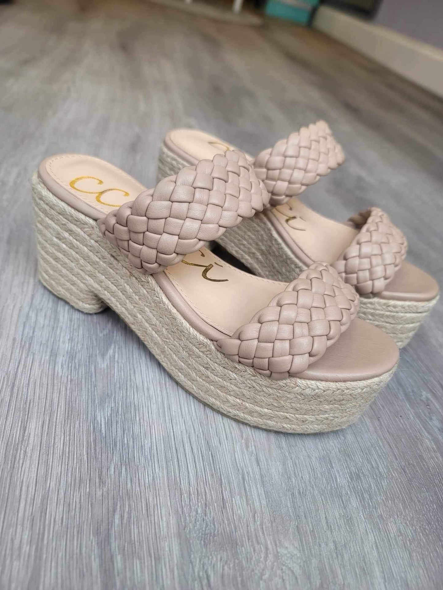 Everett Platform Clog - Taupe