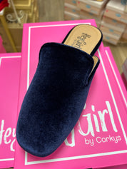 Corky's Spotlight Mule