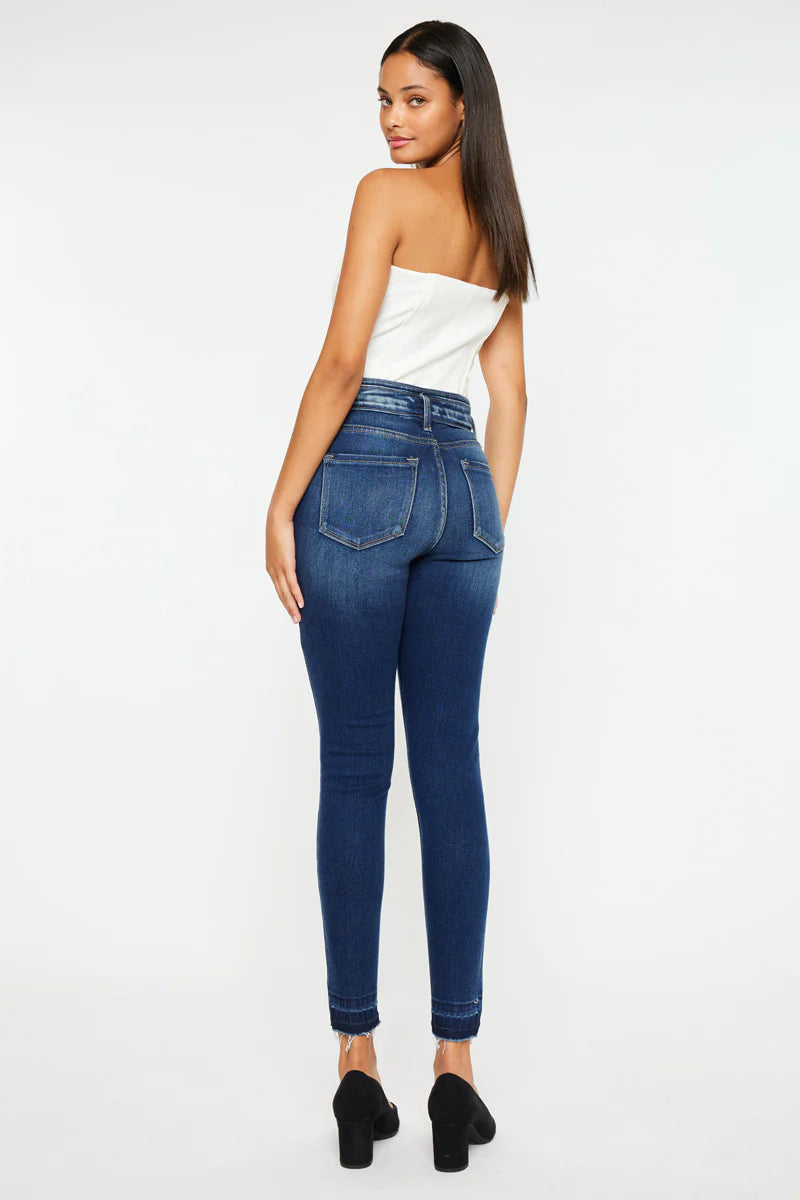 Mackena Skinny Jeans - DARK WASH