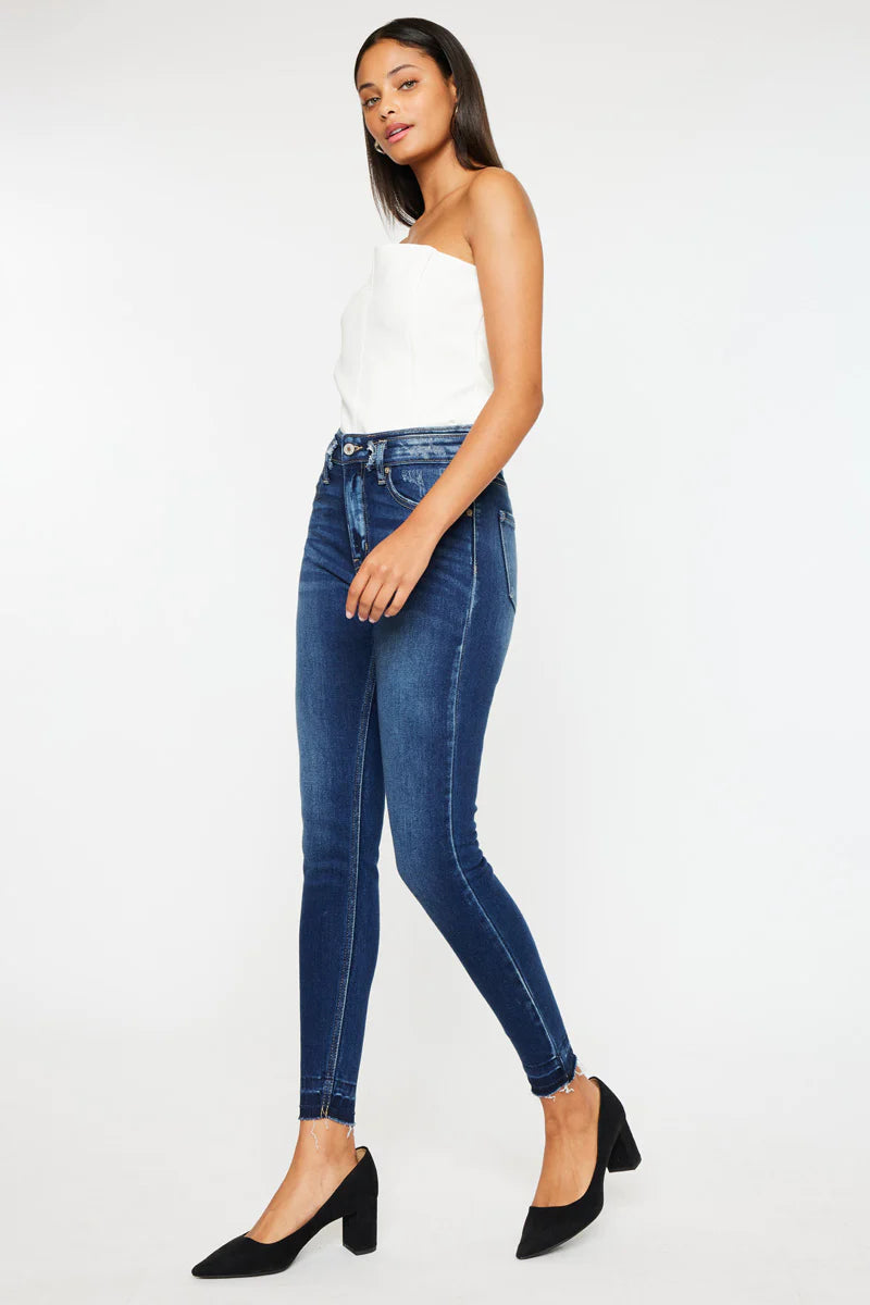 Mackena Skinny Jeans - DARK WASH