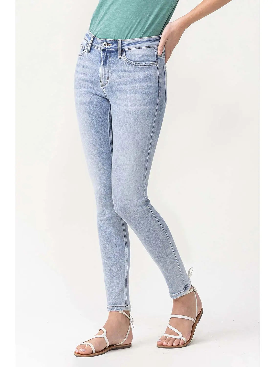 Lover Skinny Jeans - LIGHT WASH