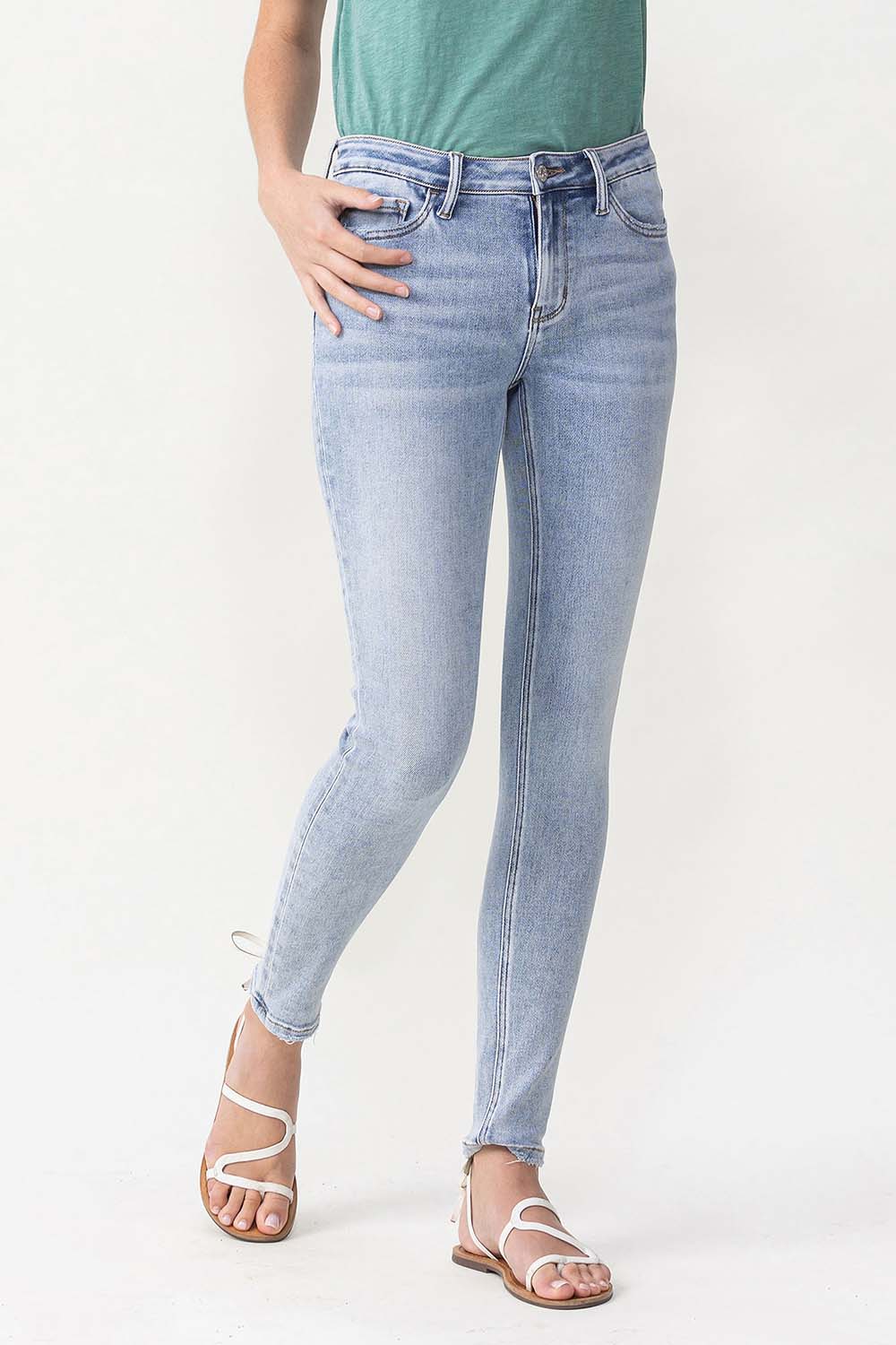 Lover Skinny Jeans - LIGHT WASH