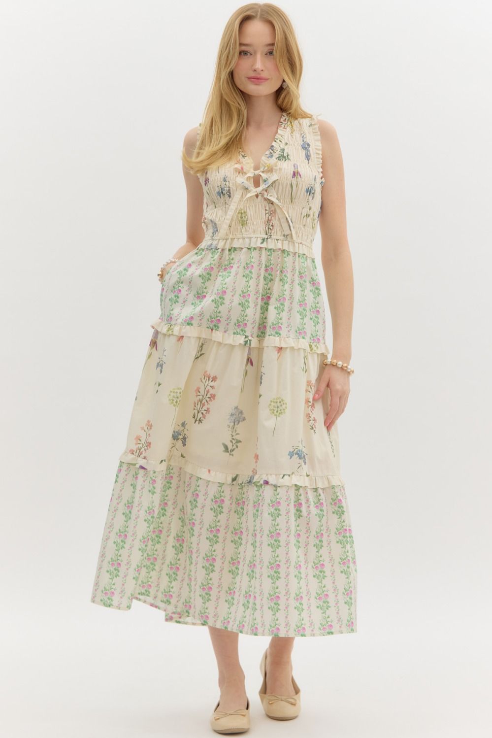 entro_fashion_dress_d25728_022125_0003_1.jpg